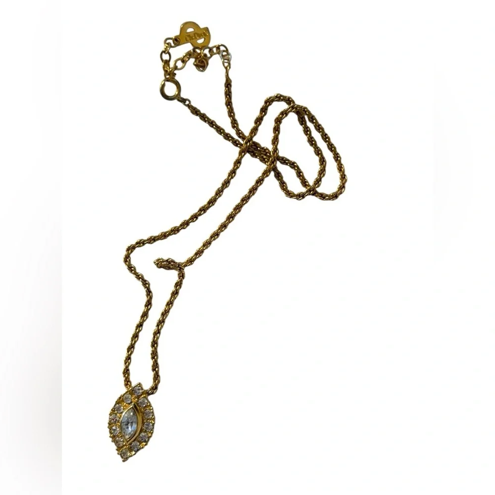 Vintage - CHRISTIAN DIOR Gold Tone Cat Eye Pendant Necklace - Picture 8 of 11